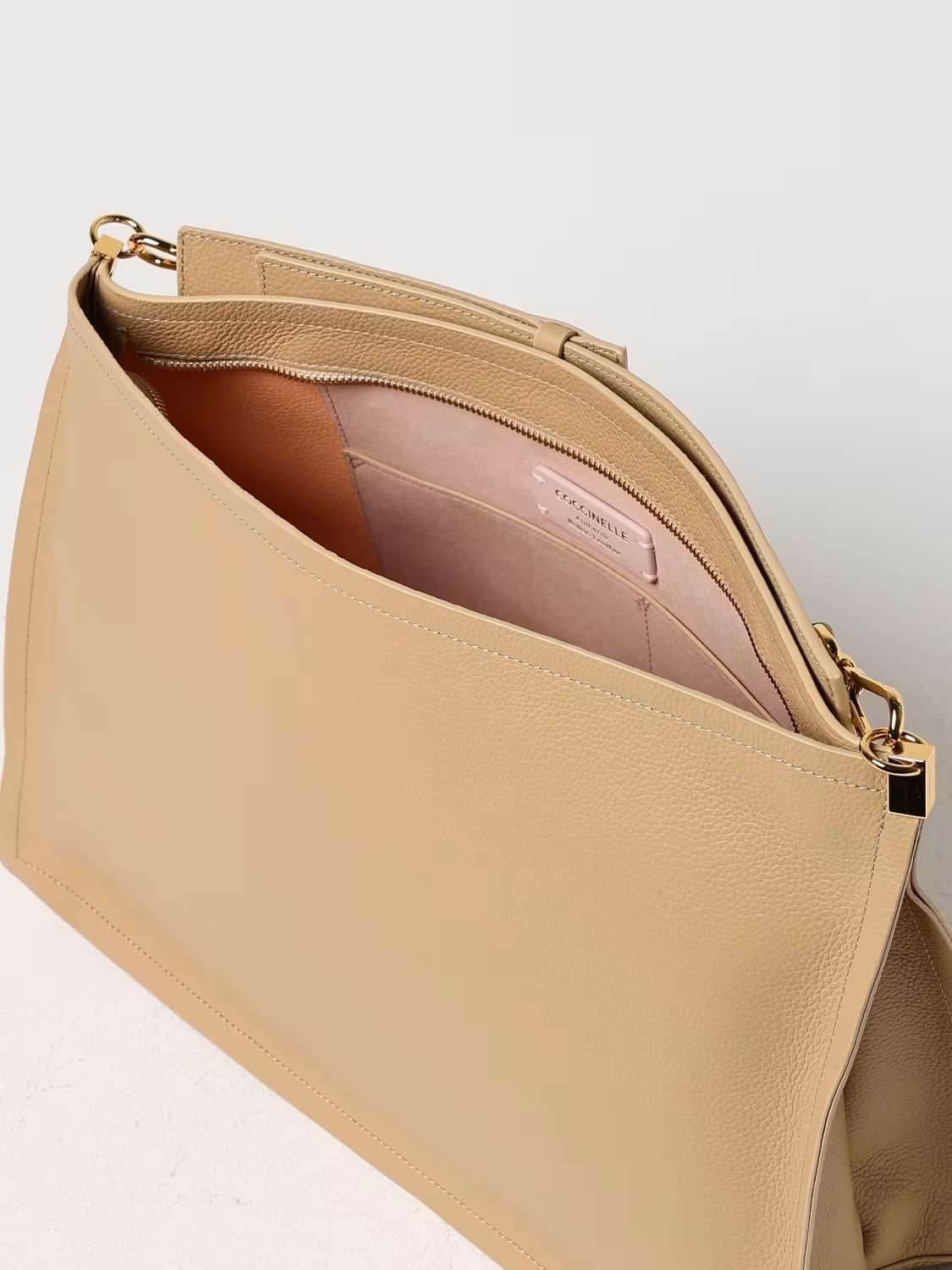 Borsa A Spalla Coccinelle Snip Fresh Beige 8059978568823 2