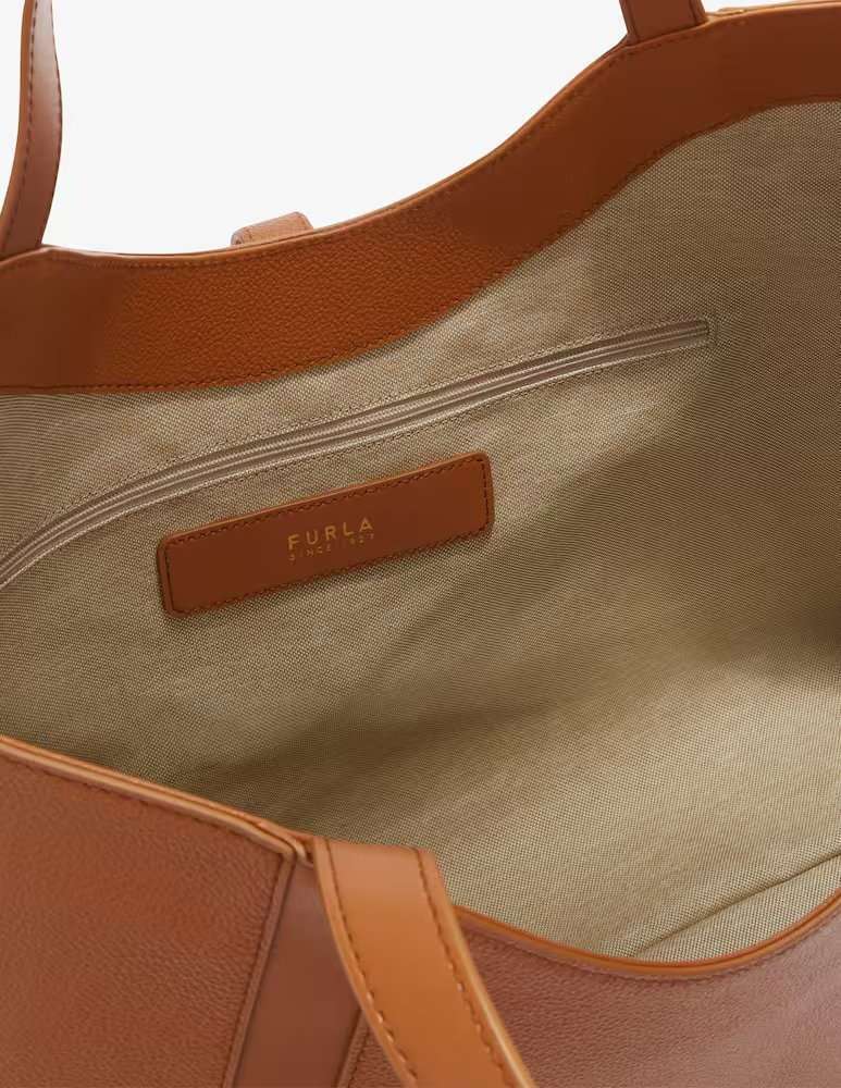 Borsa A Spalla Furla Goccia Brandy Interno In Tessuto E Taschino Con Zip 8050597537375