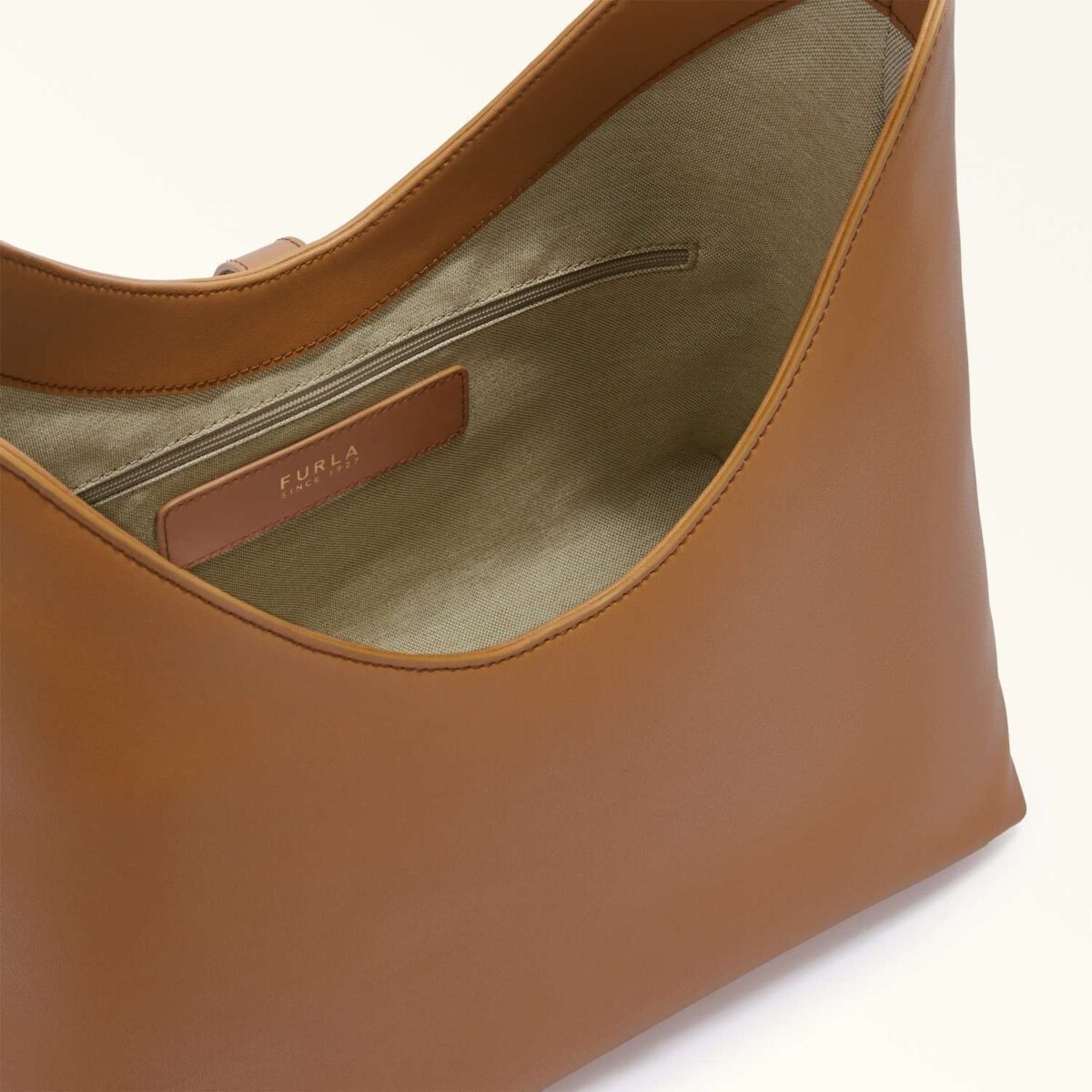 Borsa A Spalla Furla Goccia Brandy Interno In Tessuto E Taschino Con Zip 8050597546322