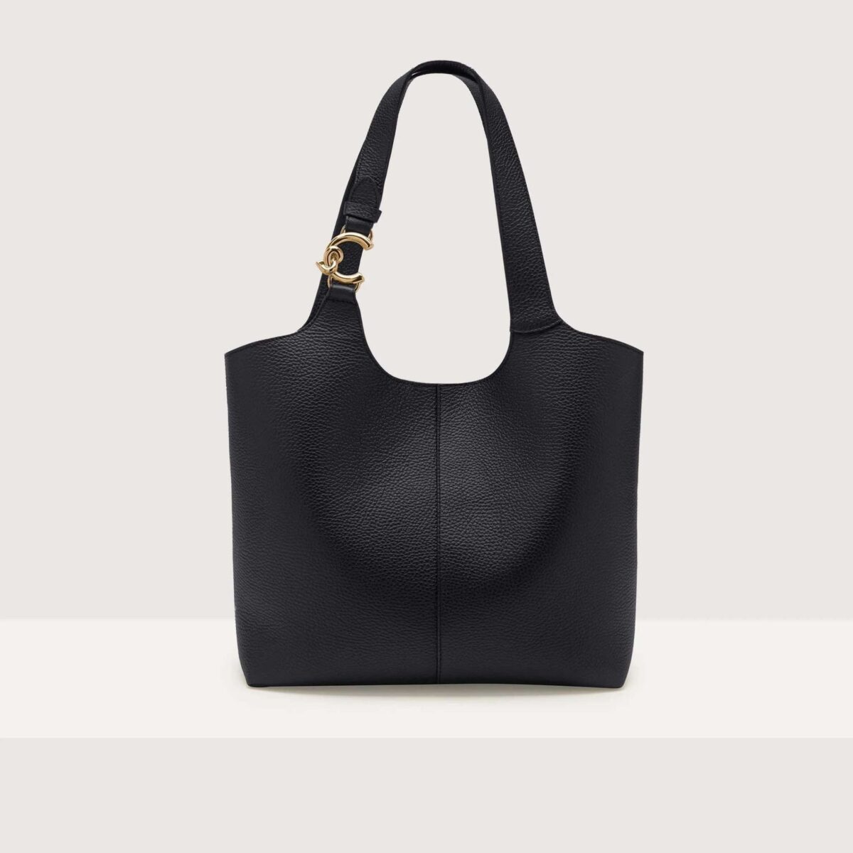 Borsa C Easy Small Coccinelle Nero 8059978685483 scaled 1