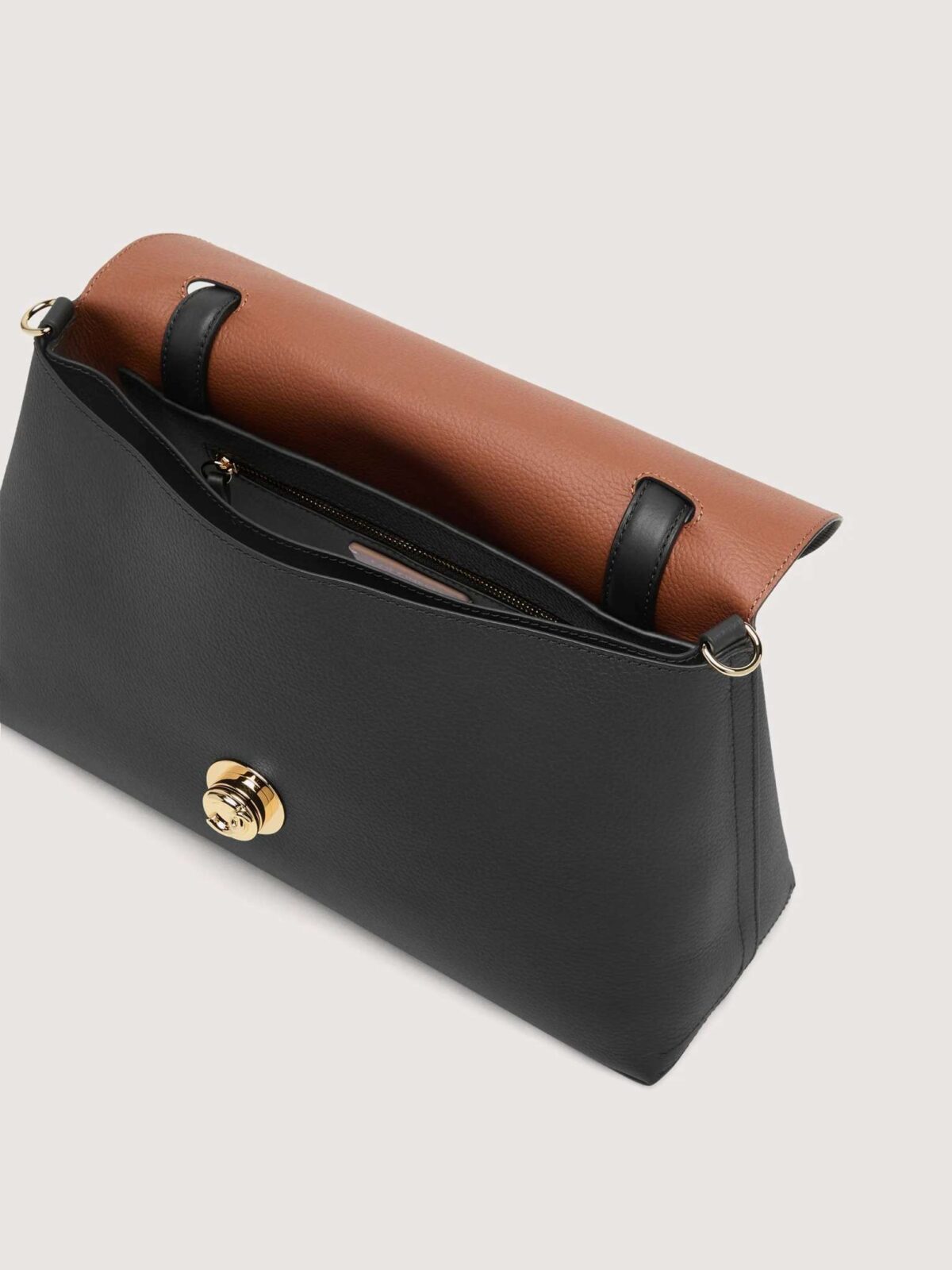 Borsa Nikla Coccinelle Nero Interno 8059978748119 scaled 1