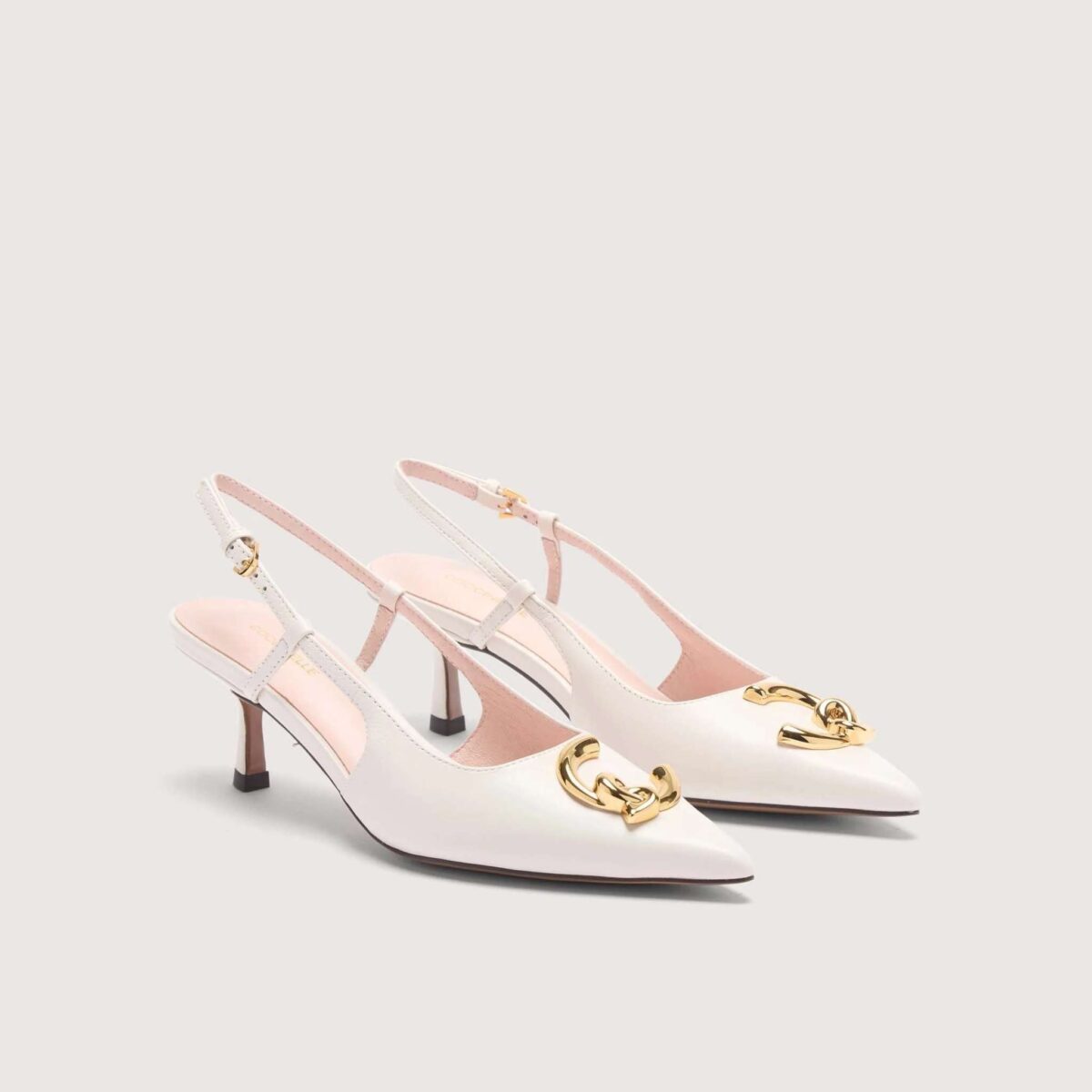 Chanel C-Me Coccinelle 1 Chanel C Me Coccinelle Blanco Dettaglio Punta E Logo B3210101B scaled 1