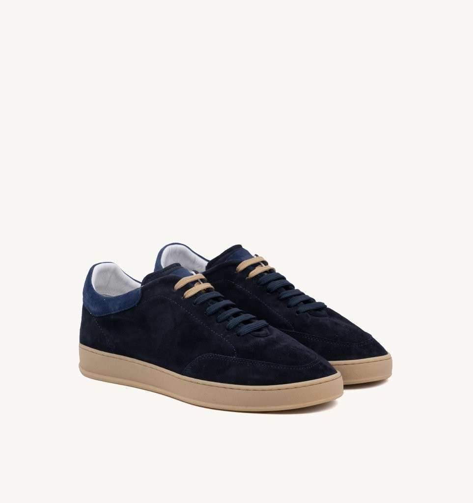 Sneaker Hobbes Amalfi Soldini80 1 Sneaker Hobbes Amalfi Soldini80 Navy Rive Laccio Bicolore E Fori Sul Davanti 80002N