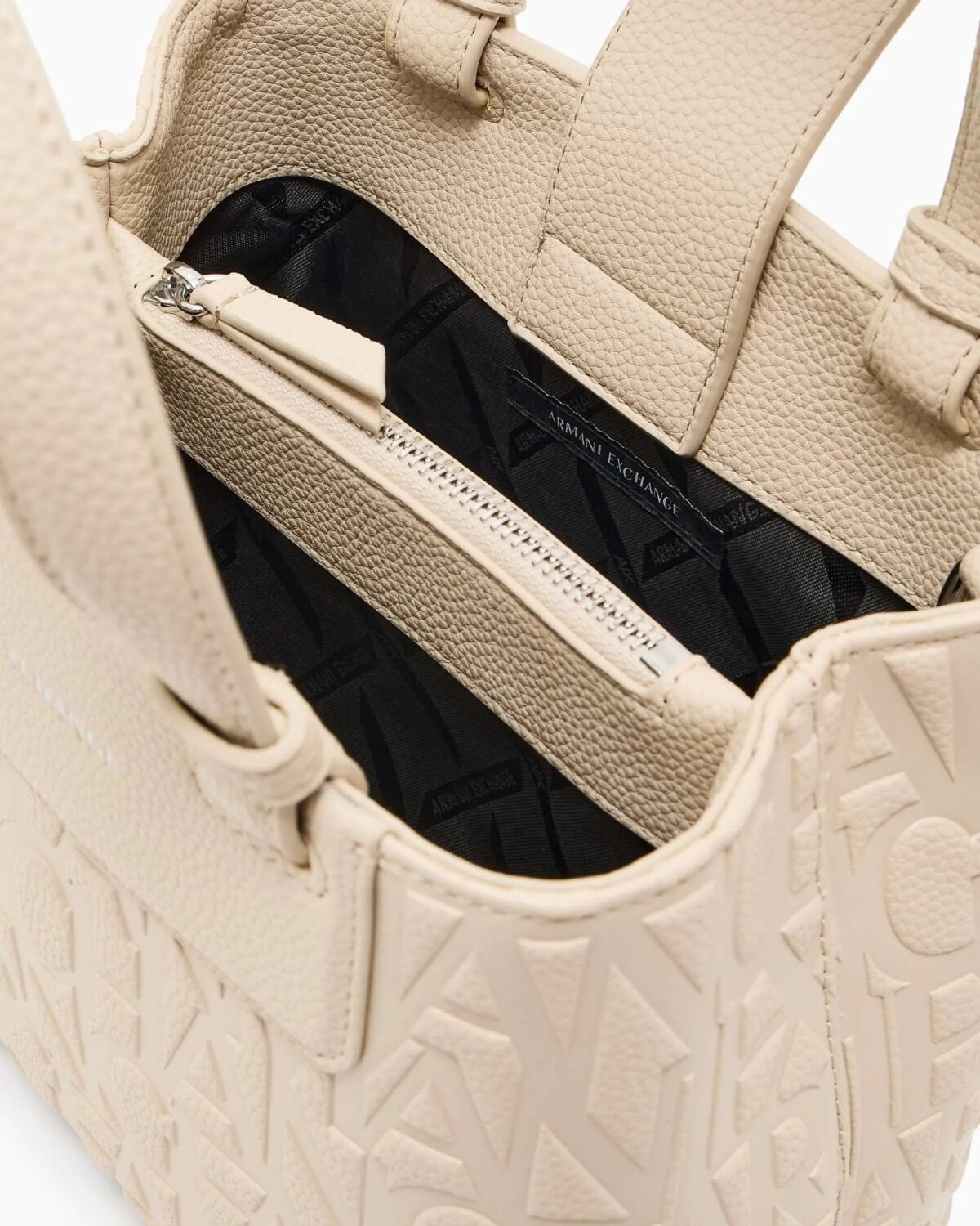 Borsa Armani Exchange 1 Borsa Armani Exchange Beige Interno 1576U1092 scaled 1