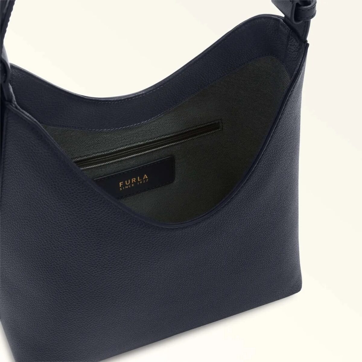 Borsa Furla Goccia Con Manico Sdoppiabile In Pelle Martellata Ink Blue Interno 8050597739465