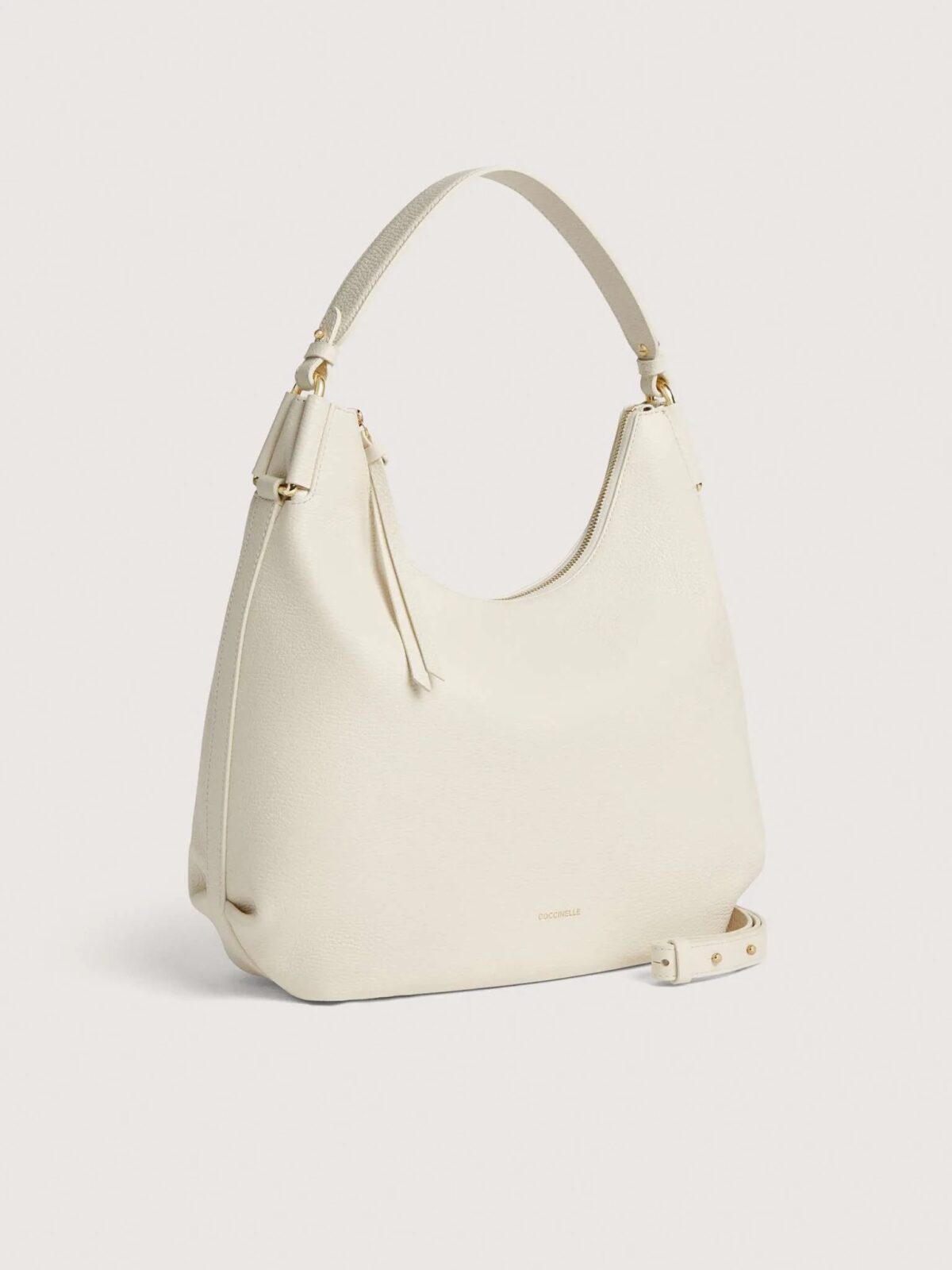Borsa Rebekka Medium Coccinelle In Pelle Pearl Dettagli 8059978828262 scaled 1